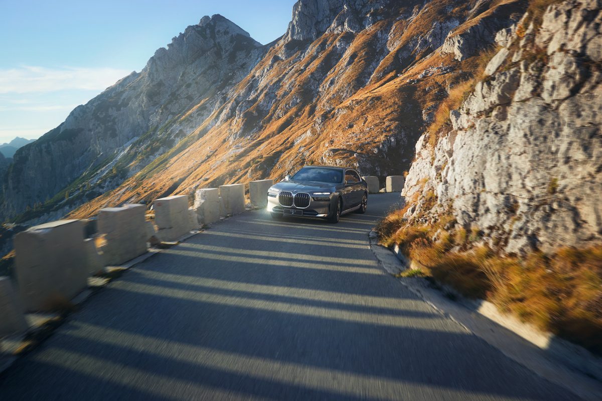 BMW I7