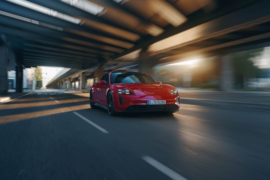 PORSCHE